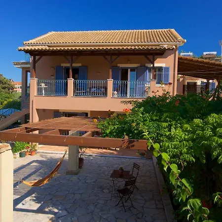 Anna΄s House شقة